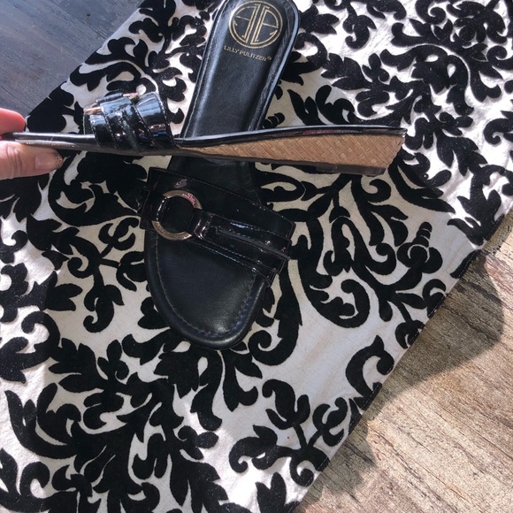 COPY - Lily Pulitzer sandals 9 GUC - Picture 6 of 8